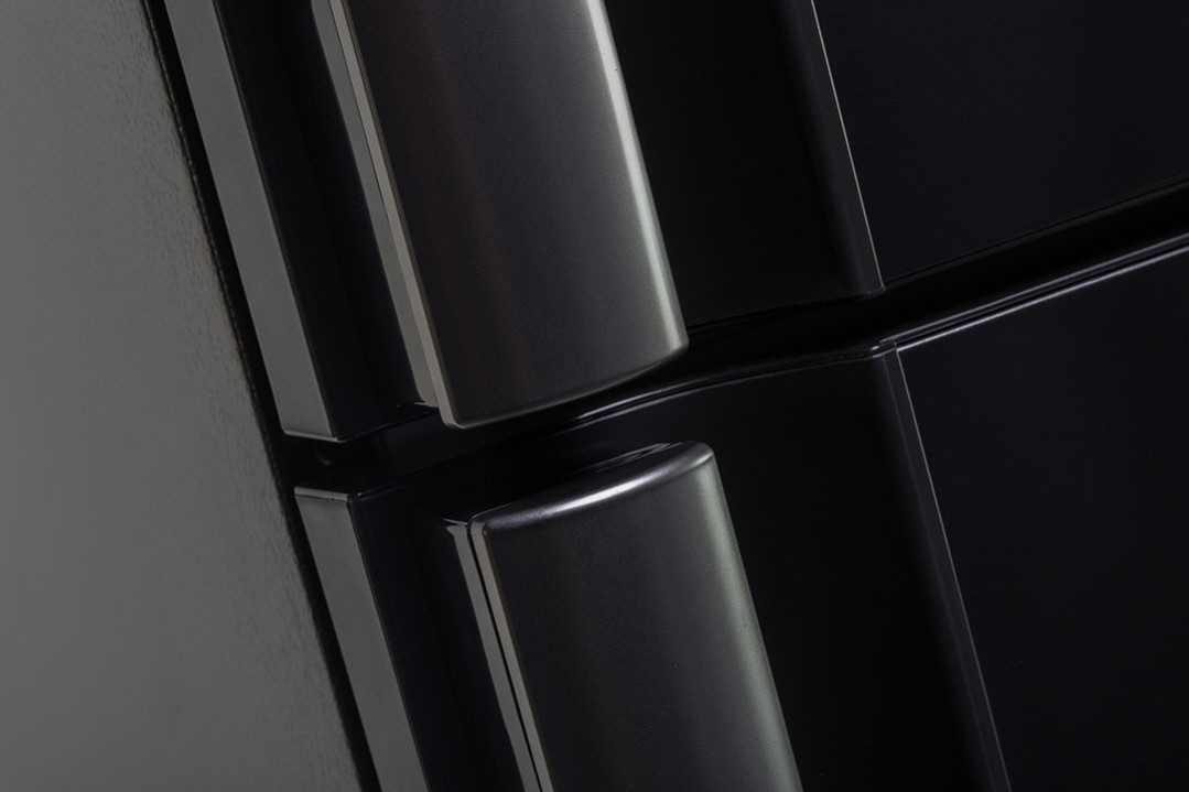 Холодильник, 2х дверный, верхняя морозилка, цвет: черный, металл, класс A++ SJ-XE59PM-BK (SJXE59PMBK)