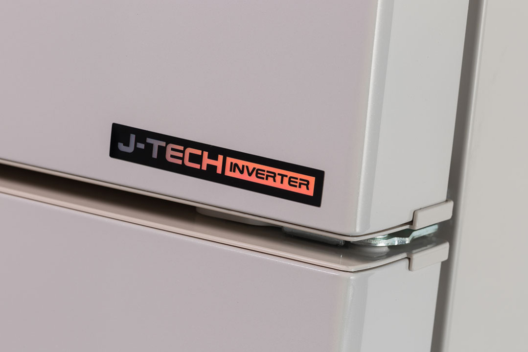 Холодильник, 2х дверный, верхняя морозилка, цвет: бежевый, металл, класс A++ SJ-XE55PM-BE (SJXE55PMBE)