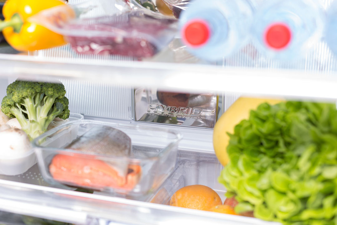 Холодильник, 4х дверный, нижняя морозилка, цвет: черный, стекло, класс энергоэффективности A, SJ-FS97V-BK (SJFS97VBK)