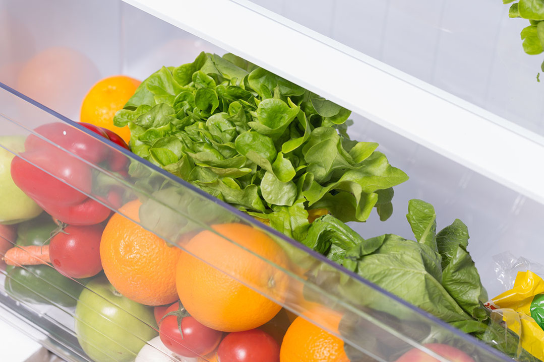 Холодильник, 2х дверный, верхняя морозилка, цвет: темно-красный, стекло, класс A++, SJ-XG60PG-RD (SJXG60PGRD)