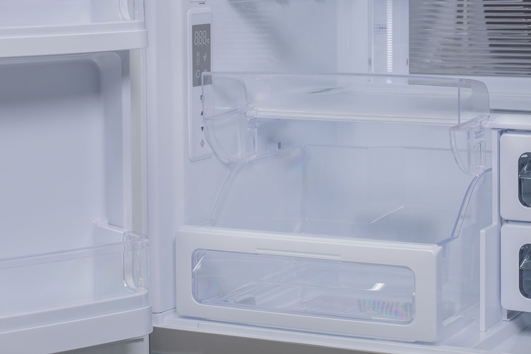 Холодильник, 4х дверный, нижняя морозилка, цвет: красный, стекло, класс A++, SJ-GX98P-RD (SJGX98PRD)