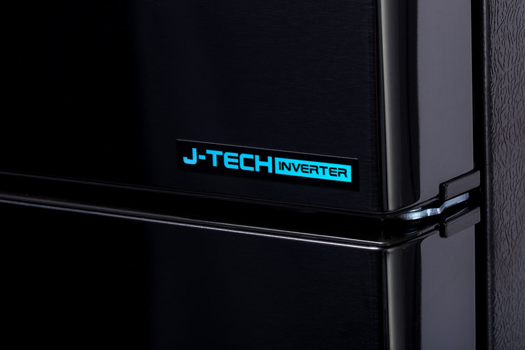 Холодильник, 2х дверный, верхняя морозилка, цвет: черный, металл, класс A++ SJ-XE59PM-BK (SJXE59PMBK)