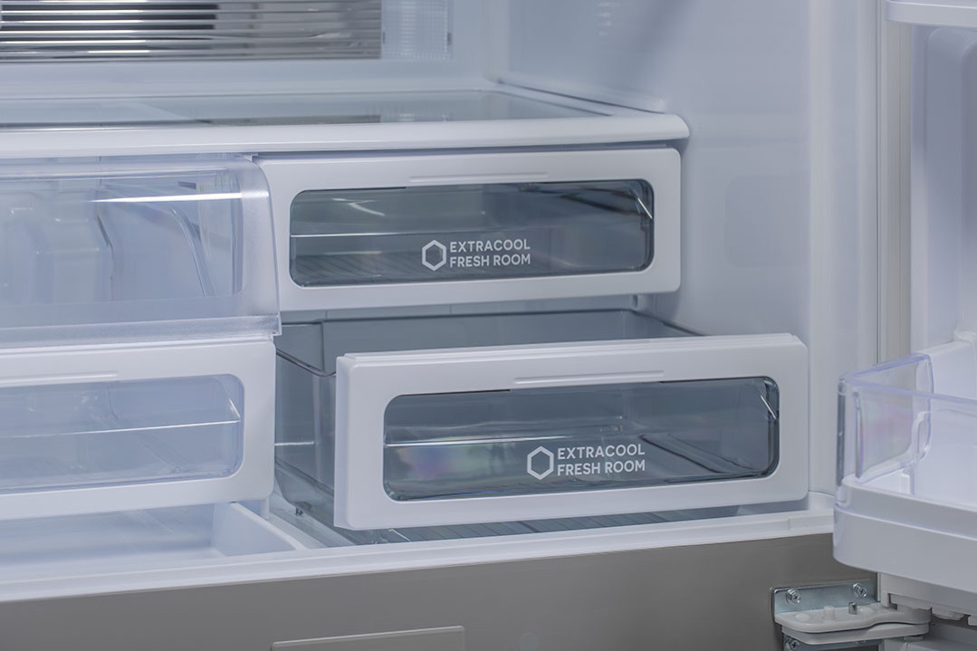 Холодильник, 4х дверный, нижняя морозилка, цвет: красный, стекло, класс A++, SJ-GX98P-RD (SJGX98PRD)