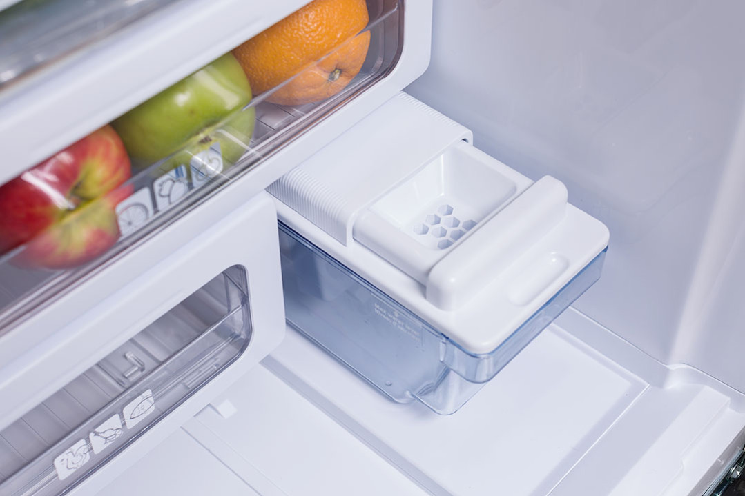 Холодильник, 4х дверный, нижняя морозилка, цвет: черный, стекло, класс энергоэффективности A, SJ-FS97V-BK (SJFS97VBK)